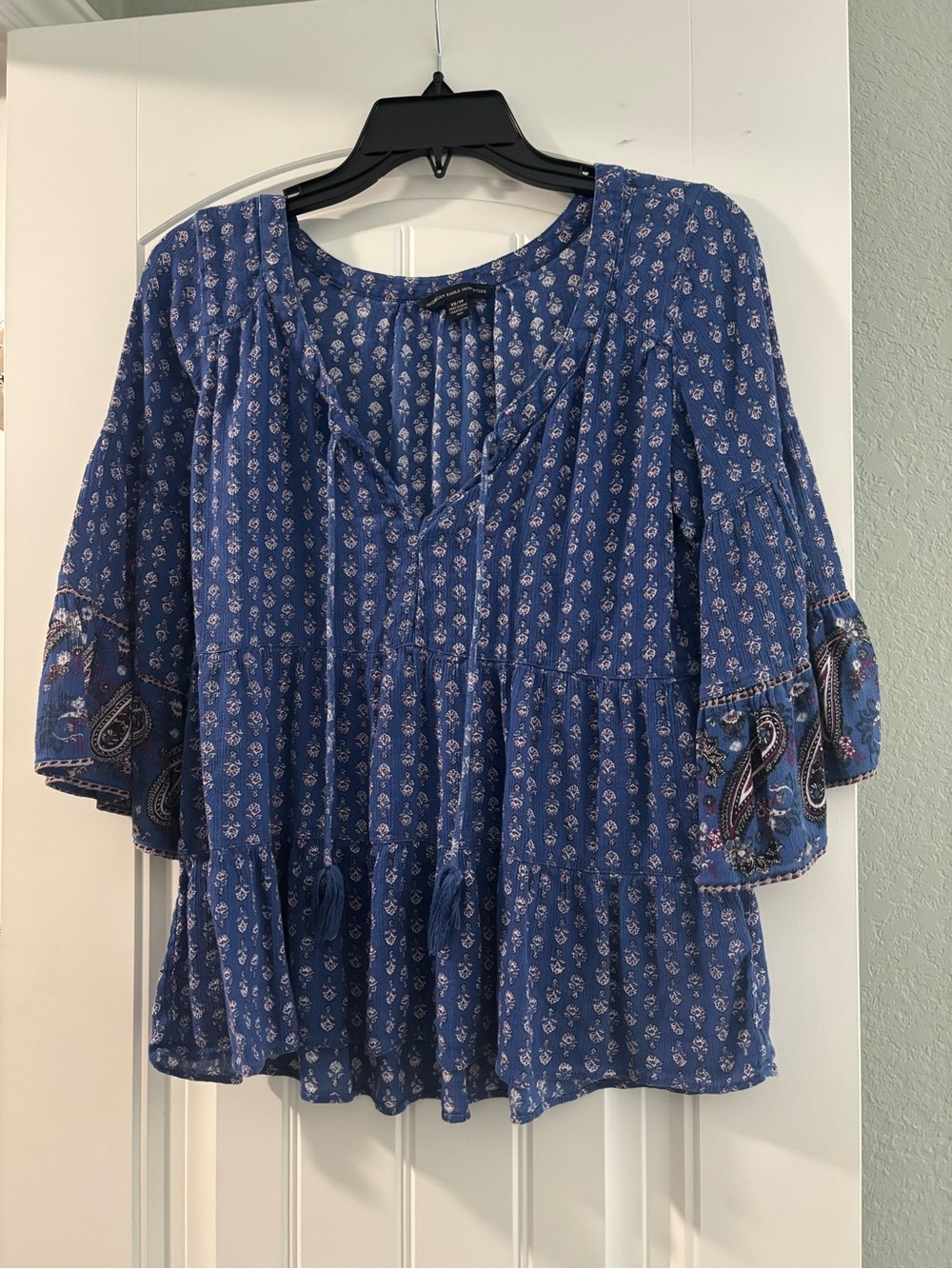 American Eagle Outfitters Blue Floral Peasant Top